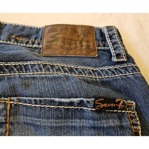 Seven 7 Embroidered Back Pockets Boot Cut Women’s Blue Denim Jeans Size 32"W - Picture 7 of 16
